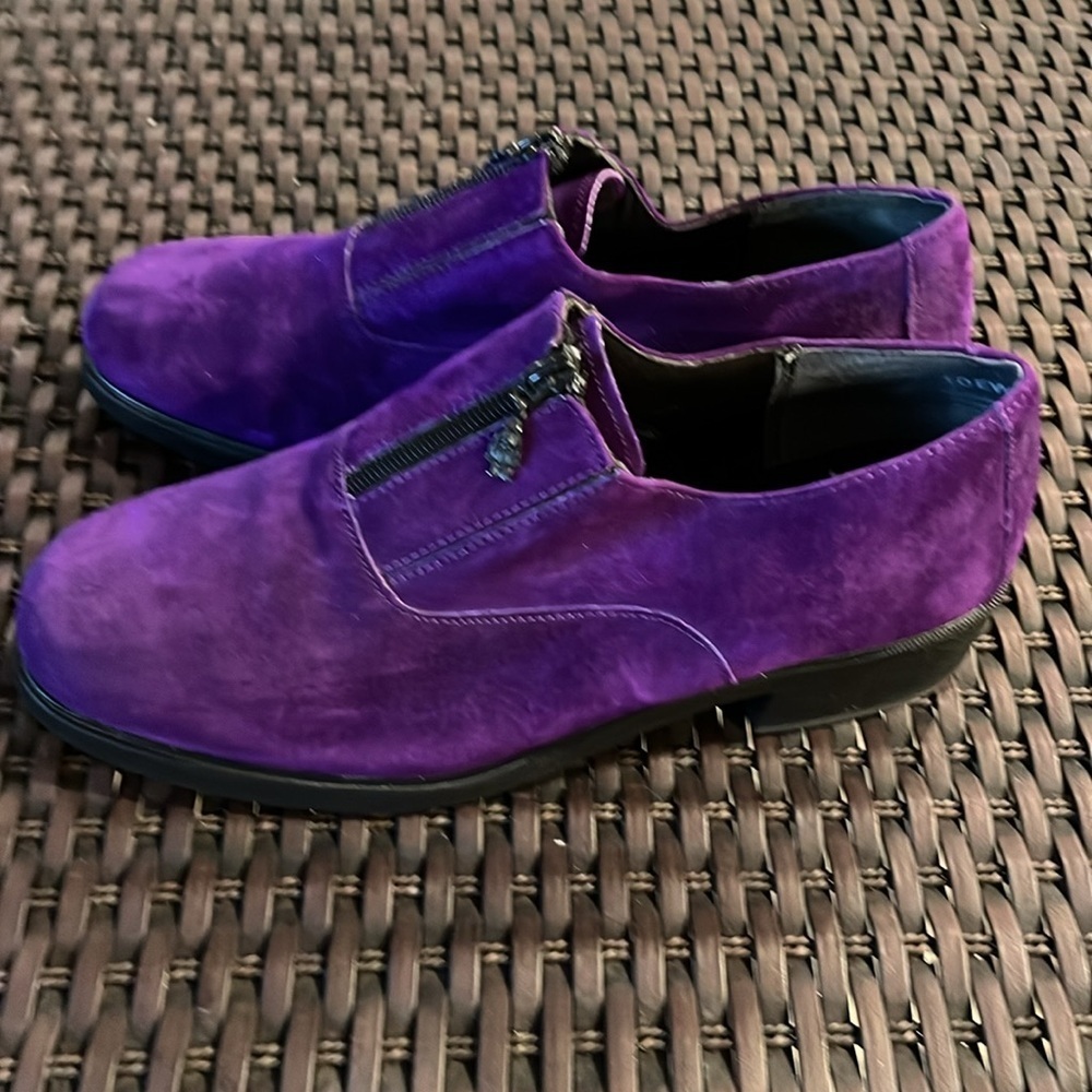 Hush Puppies Suede/ Leather heeled Loafer In Purple Size 10W - Picture 2 of 10